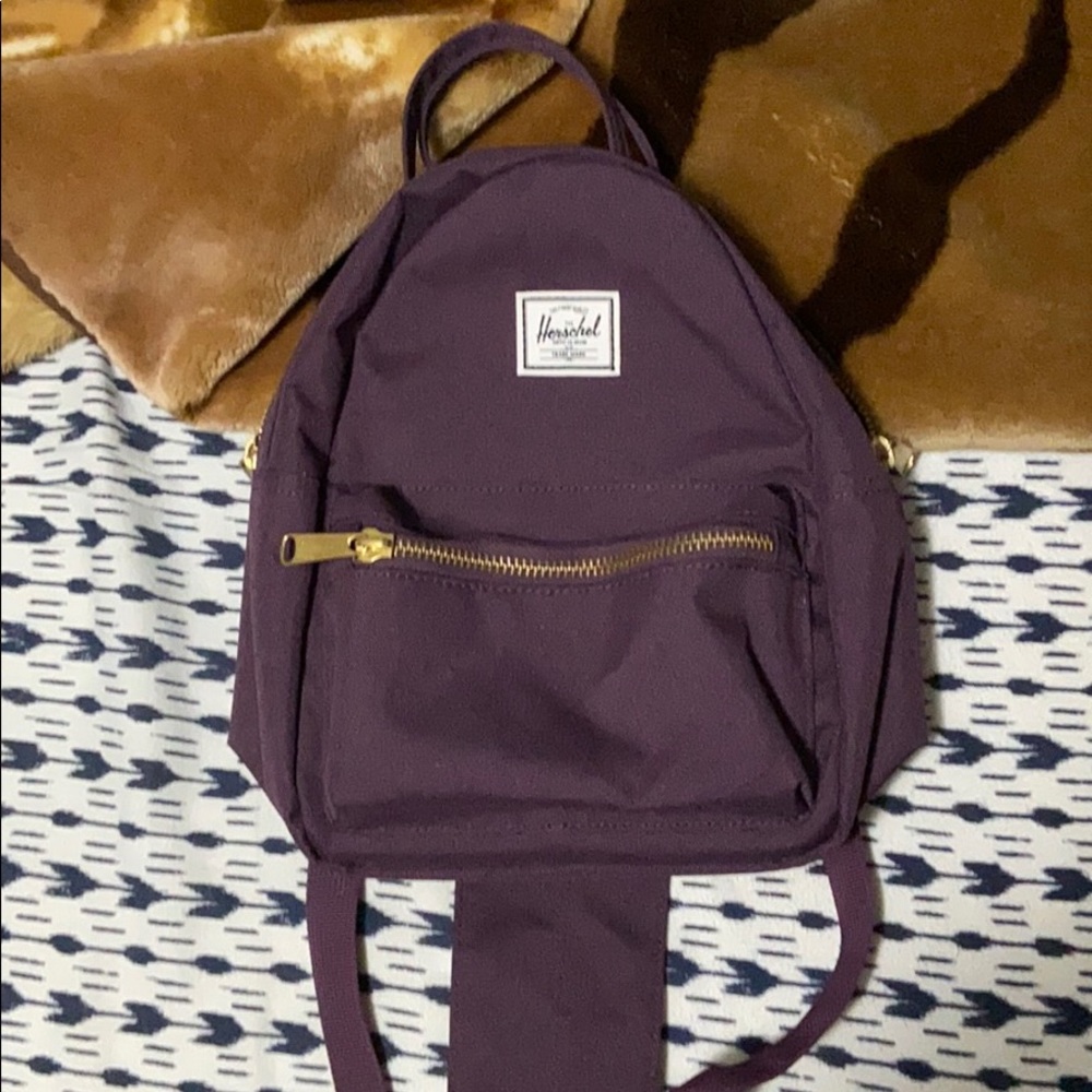 Herschel Mini Nova